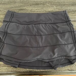 Lululemon Women's Gray Skirt
